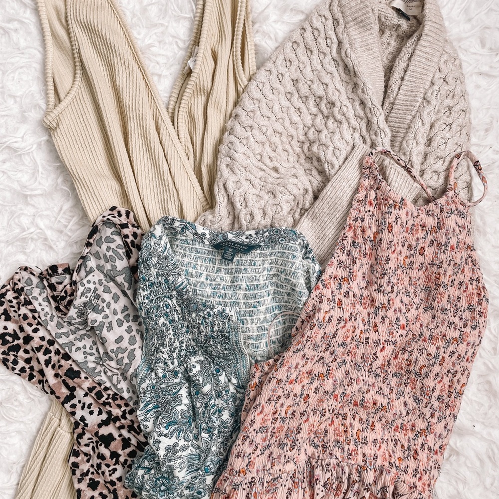 Bundle / lot of women’s clothes size medium